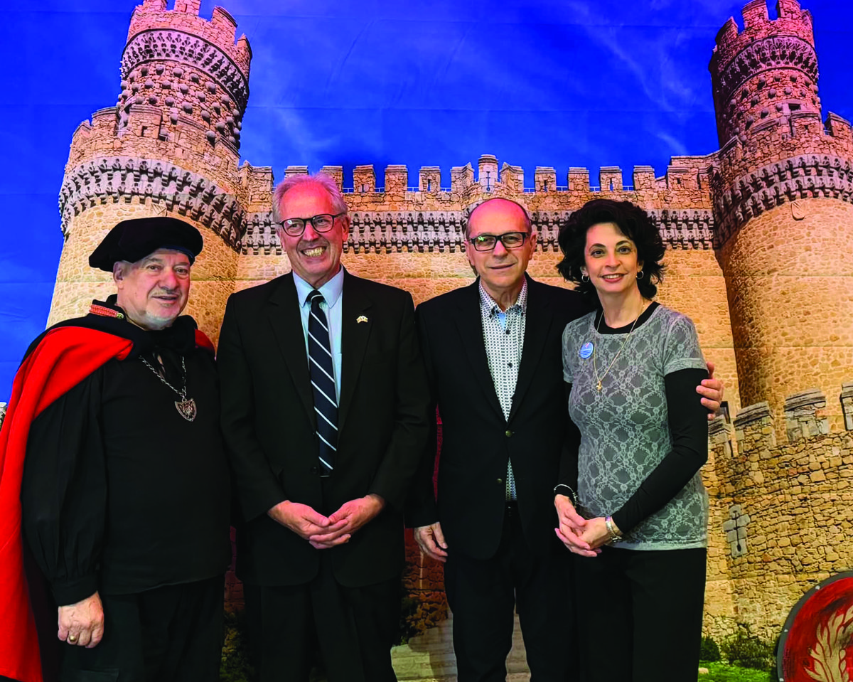 Comitato direttivo AMO: Lucia Tardioli, Gilda Ciamprone, Domenic Tardioli, Rose Giammaria, Anna Romano, Paolo Siraco, Renee Liss-Siraco e Frank Maiorino