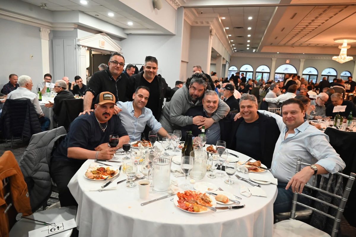 Boy's Night Out — ospiti alla cena